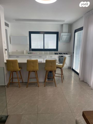 דופלקס, משה סנה 15, נאות אפקה ב', תל אביב יפו