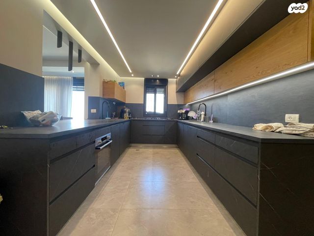 חיים תורן 37