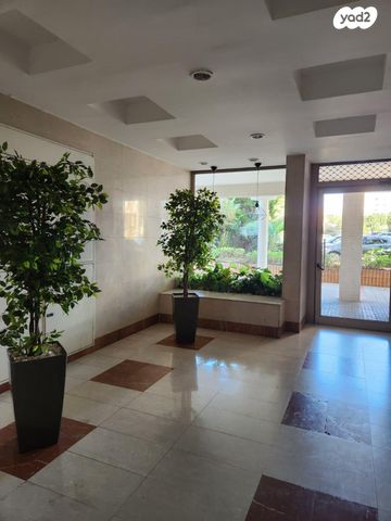 דירה, הכורמים 3, קרית כרמים, ראשון לציון