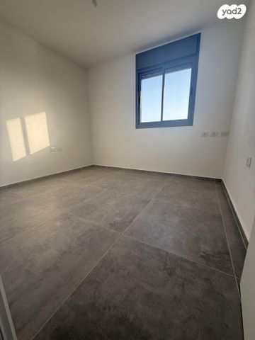 דירה, הברוש 1, צופית, צופית