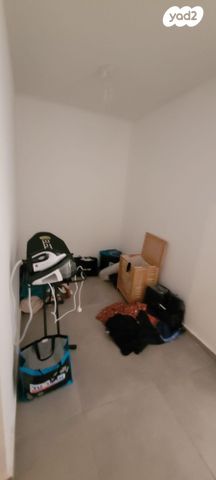 דירת גן, חצב 47, רכסים, רכסים