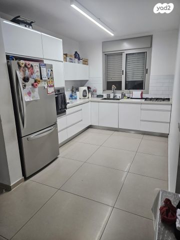 דירה, מפל התנור 5, שקמים ואגמים, אשקלון