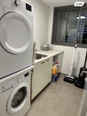 דירה, נעמי שמר 16, נאות שמיר, יבנה