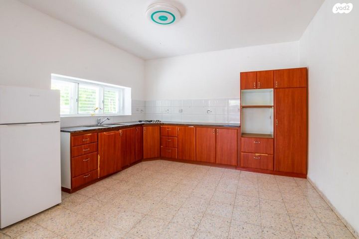 בית פרטי/ קוטג', הנביאים 45, מרכז העיר, קרית אתא