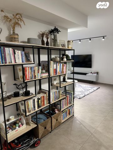 דירה, נעמי שמר 16, נאות שמיר, יבנה