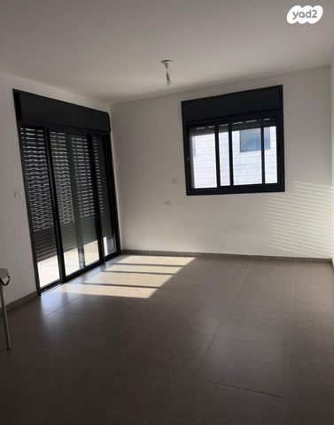 דירה, שדרות יצחק שמיר 15, צריפין החדשה, באר יעקב