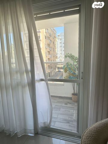 דירה, יהודה הלוי 42, מרכז העיר דרום, נתניה