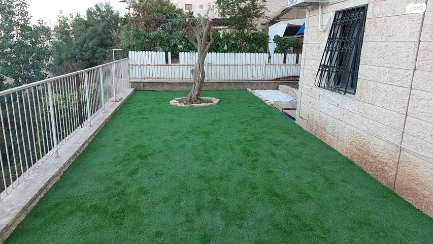 דירת גן, חיים תורן 37, פסגת זאב, ירושלים