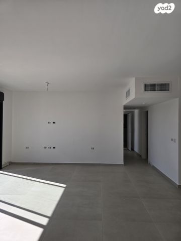 דירה, ד"ר שיפר 17, שיפר, פתח תקווה