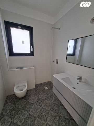 דירה, הרב יצחק ידידיה פרנקל 65, נווה שאנן, תל אביב יפו