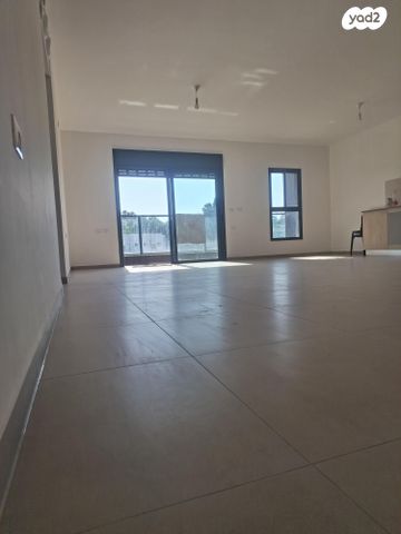 יצחק שמיר 147