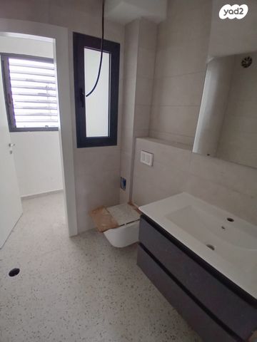 דירה, הגפן 1, כרמי הנדיב, אחוזת רוטנר, קרית מלאכי