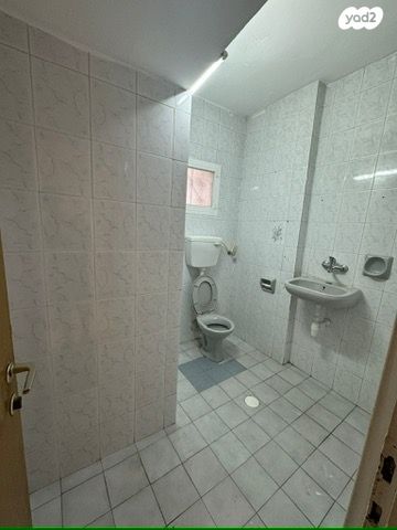 דירה, שדרות ירושלים 60, צהלון, שיכוני חסכון, תל אביב יפו