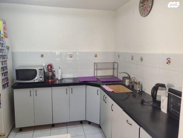 דירה, אצ"ל 23, שז"ר / דקר, טירת כרמל