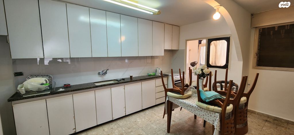 ברוך קרוא 22