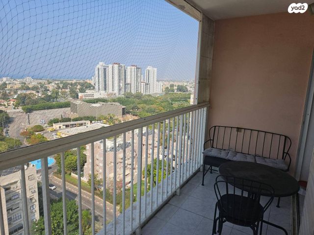 דירה, יגאל אלון 13, לב מוצקין, בנה ביתך, קרית מוצקין