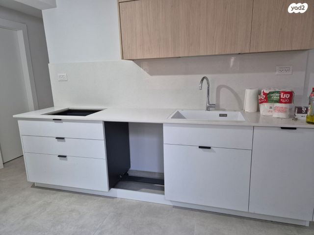 יחידת דיור, דרך הארז 125, בורגתה, בורגתה