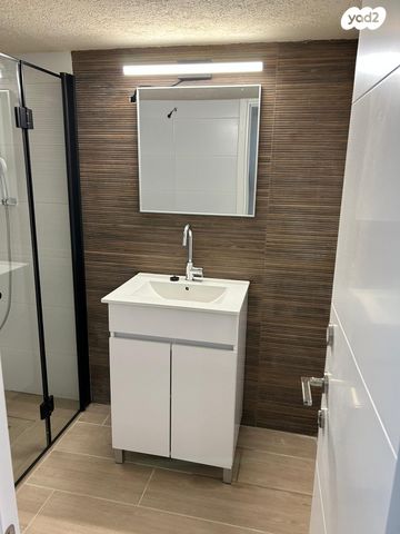 דירה, בנימין 24, מרכז העיר, סביניה, הוותיקה, קרית ביאליק