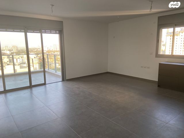 דירה, ש"י עגנון 4, שיכון רסקו, קרית אונו