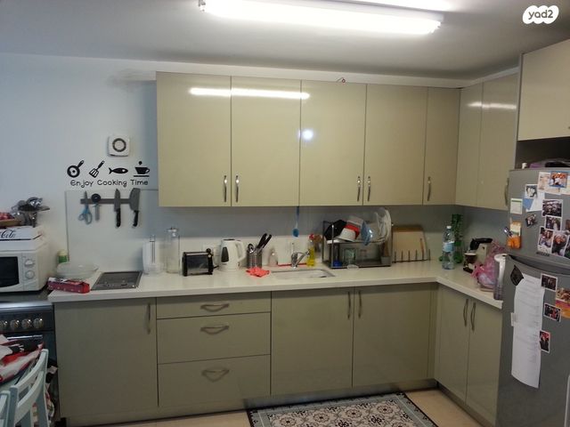 חודשי השנה 11