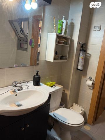 גג/ פנטהאוז, משה סנה 28, הדר המושבות החדשה / אם המושבות החדשה, פתח תקווה