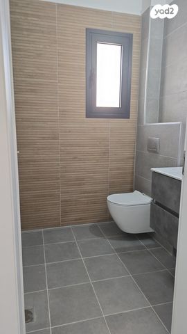 גג/ פנטהאוז, שחם 23, המגרסה, מבשרת ציון