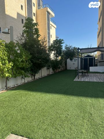 יחידת דיור, עפרה חזה 7, משכנות האומנים, קרית מוצקין