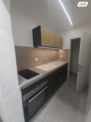 דירה, רחבת רד"ק 5, שכונה י"א, באר שבע