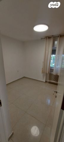 דירה, פסח חברוני 118, קרית היובל, ירושלים