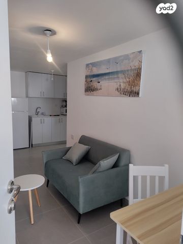 דירה, נווה שאנן 27, רובע ה', אריאל