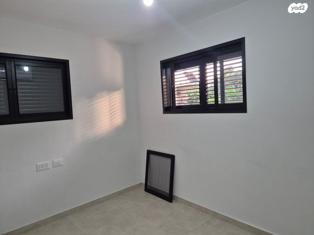 יחידת דיור, דרך הארז 125, בורגתה, בורגתה