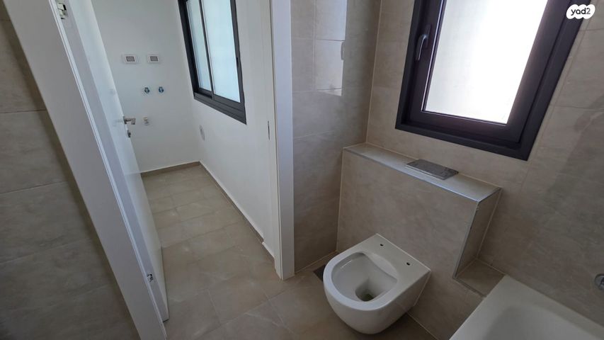 דירה, אמנון ליפקין שחק 5, נוף הטיילת, נתניה