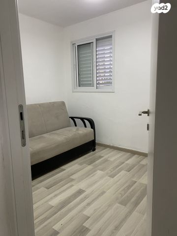 דירה, מבצע סיני 33, רמת יוסף, בת ים