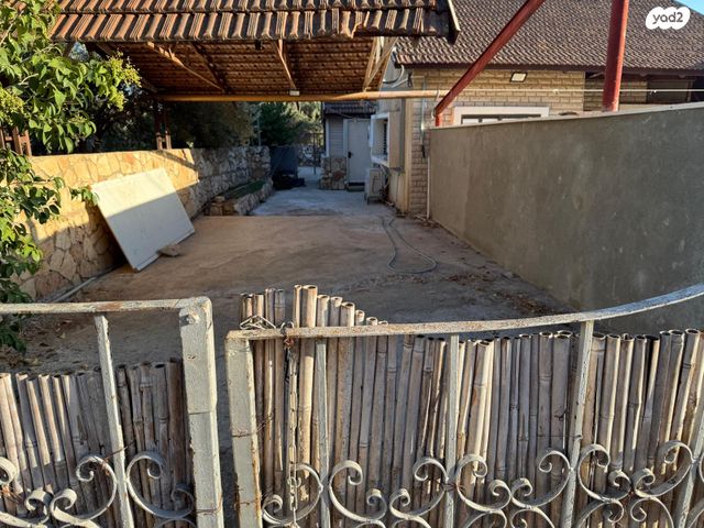 דירה, הברוש 115, אליפלט, אליפלט