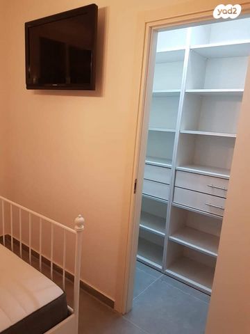 דירת גן, קיבוץ גלויות 45, ניצנה, בת ים