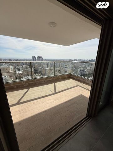 דירה, בורוכוב 3, צפון מערב מרכז העיר, נתניה