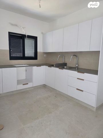 דירה, דרך זאב ז'בוטינסקי 107, פרדס כץ, בני ברק