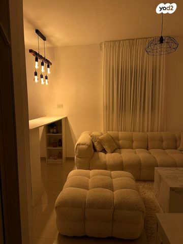 יחידת דיור, משה מונטיפיורי 6, נאות גנים, נתניה