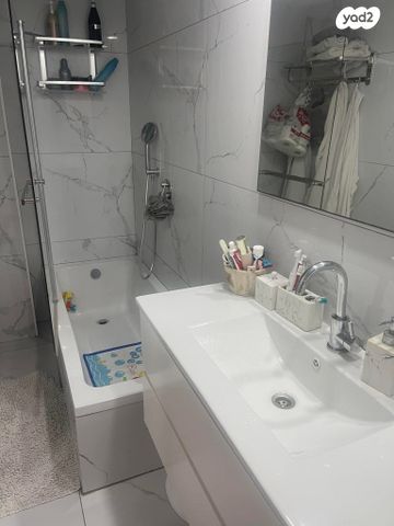 דירה, משמר הירדן 20, נווה איתמר, נתניה