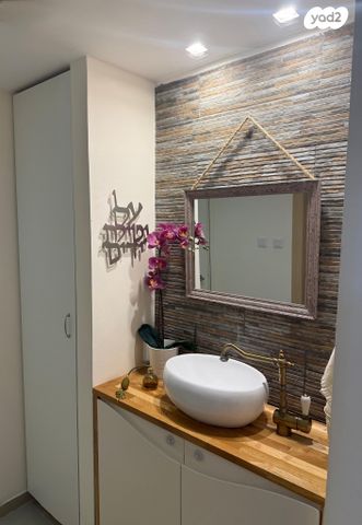 דירה, הרב ישעיהו משורר 20, הדר גנים, פתח תקווה