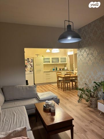 דירה, הרא"ה 127, עליות, רמת גן