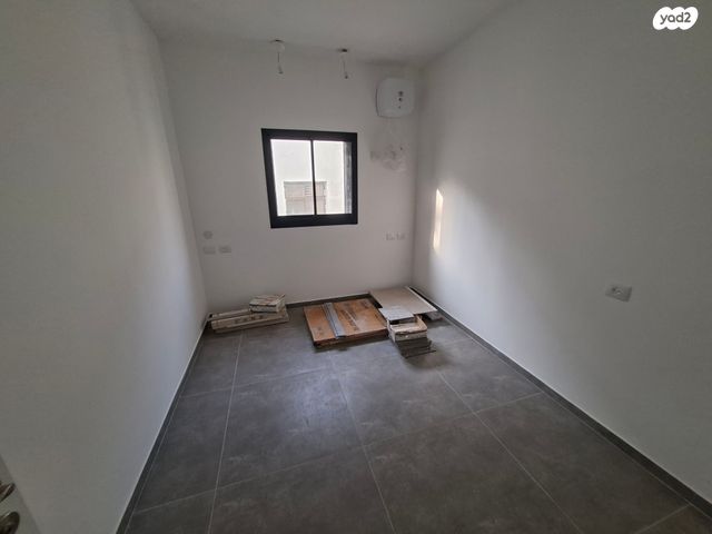 דירה, הרב יצחק ידידיה פרנקל 65, נווה שאנן, תל אביב יפו