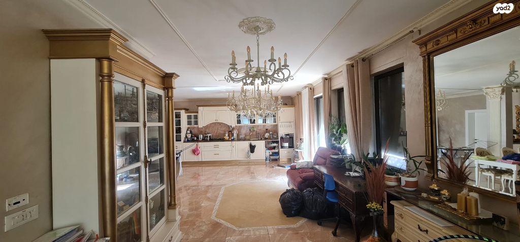 דירה, מבוא הכפר 12, הר אדר, הר אדר