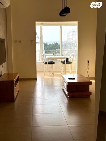 דירה, שדרות נורדאו 19, הצפון הישן - צפון, תל אביב יפו