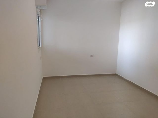 דירה, הרב אבא אבוחצירה 23, שדרות בפארק, שדרות