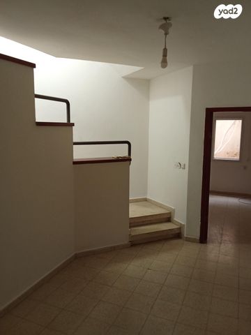 בית פרטי/ קוטג', טביב 7, ראשונים, ראשון לציון