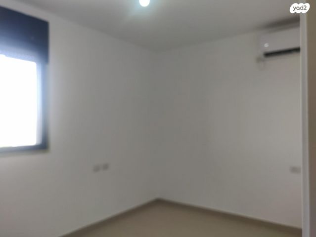 דירה, הרב אבא אבוחצירה 23, שדרות בפארק, שדרות