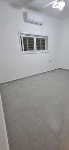 דו משפחתי, קהילת קרקוב 6, הדר יוסף, תל אביב יפו