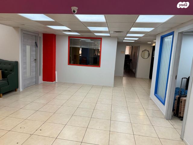 חנויות/ שטח מסחרי, ביאליק 125, בורסה, רמת גן