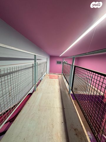 חנויות/ שטח מסחרי, פרישמן 75, הצפון הישן - דרום, תל אביב יפו